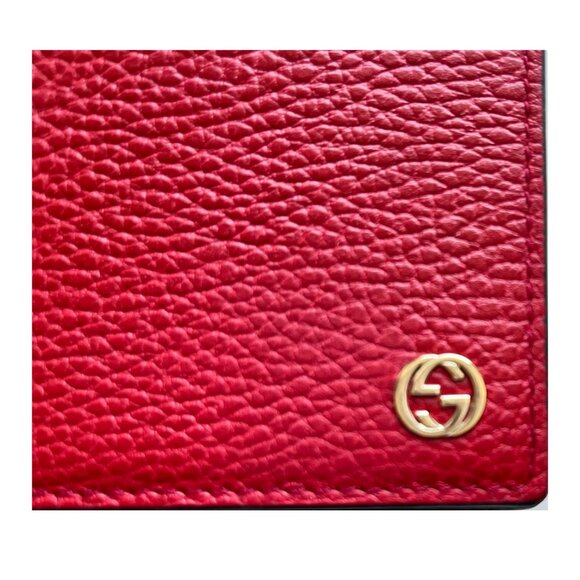 GUCCI LEATHER INTERLOCKING WALLET ON CHAIN (WOC) **Authentic** - Picture 6 of 11